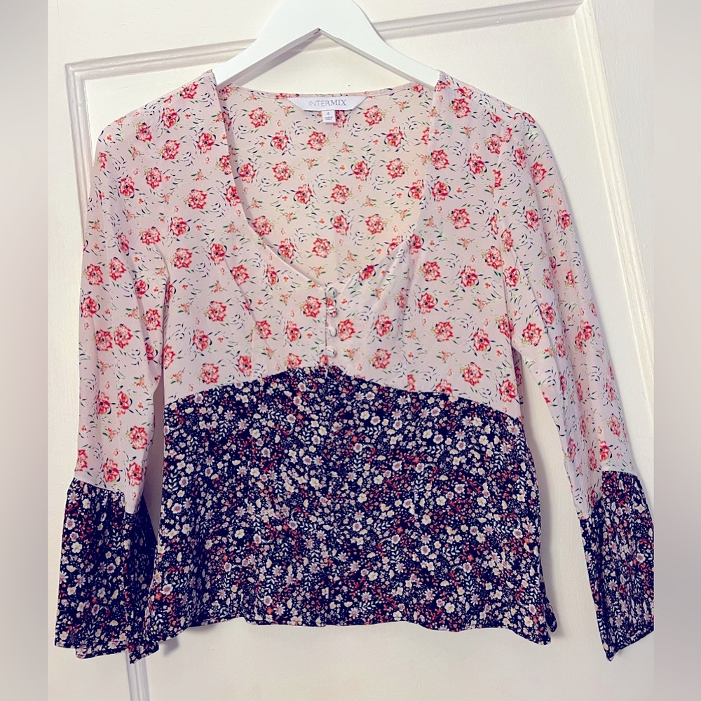 Intermix Size 4 Floral Boho Peplum Top